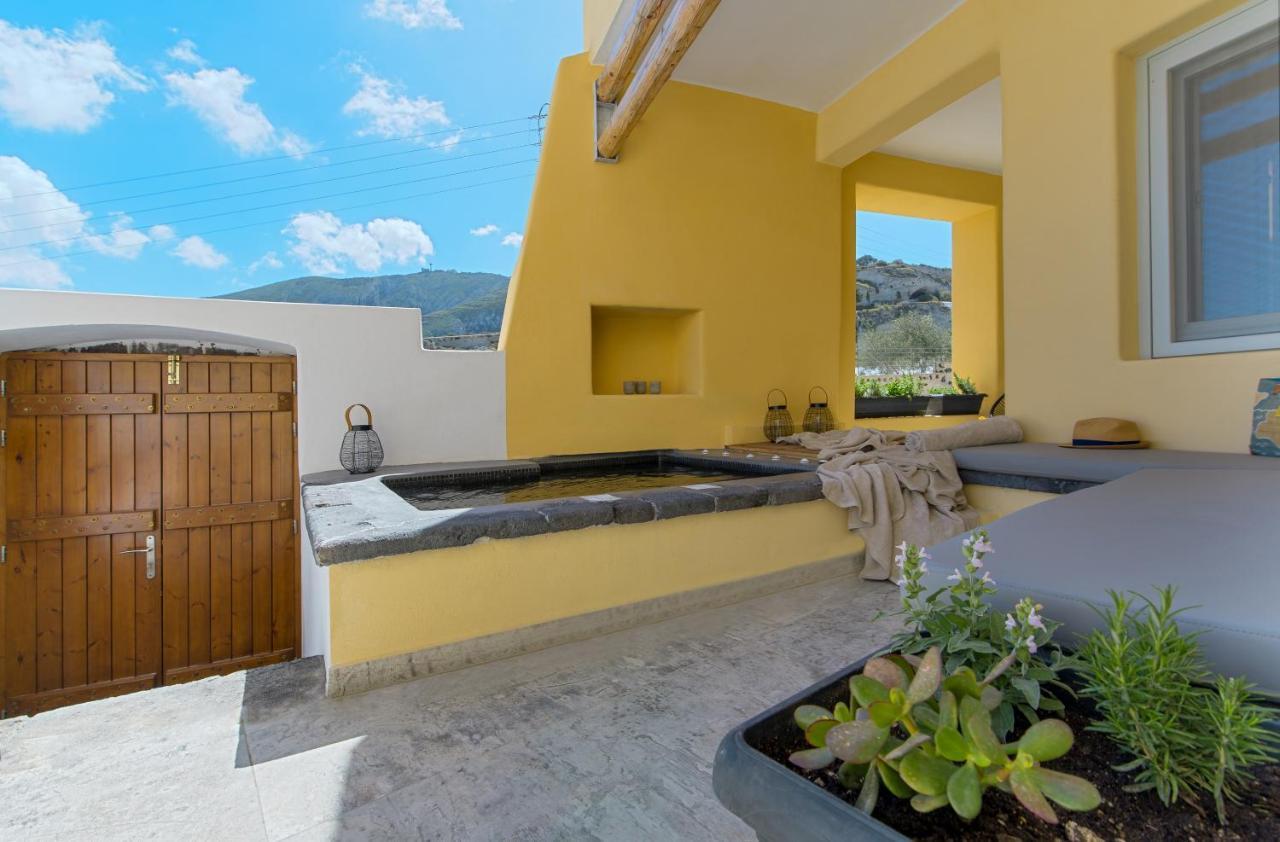 Geminos Complex Villas Kamari  Bagian luar foto