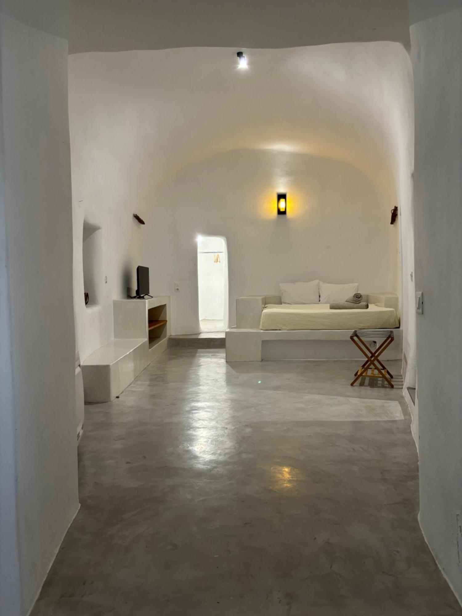 Geminos Complex Villas Kamari  Bagian luar foto